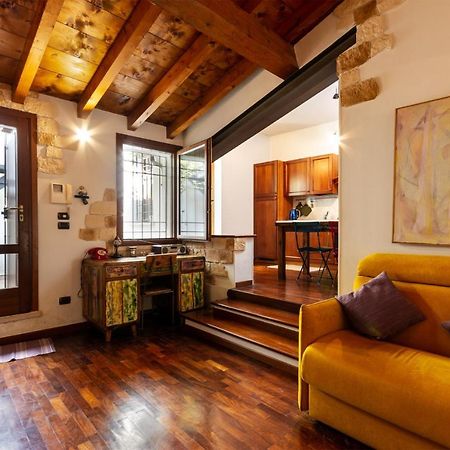 La Terrazza Apartment - Smart Holiday Мантова Екстериор снимка