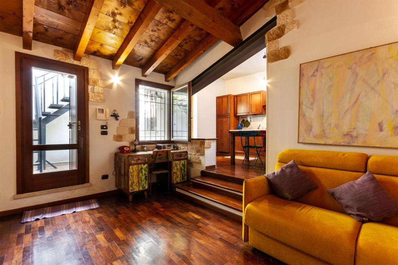 La Terrazza Apartment - Smart Holiday Мантова Екстериор снимка