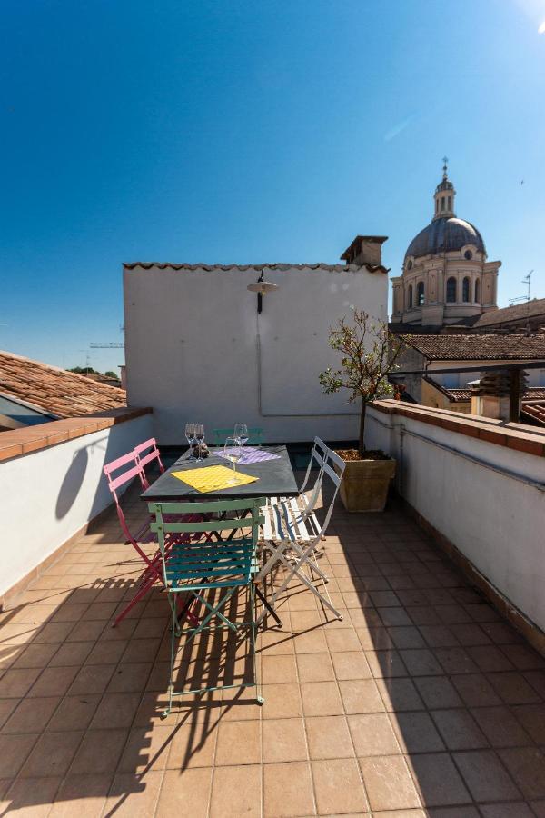 La Terrazza Apartment - Smart Holiday Мантова Екстериор снимка